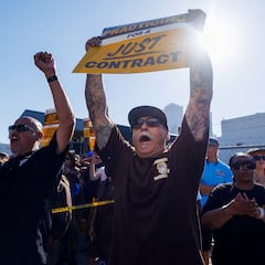 How much money will UPS drivers make a year with the new contract?