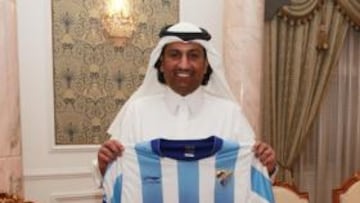 <b>LOGRO DEL JEQUE. </b>Gran acuerdo del Málaga con la UNESCO. Cuatro años de ilustre patrocinio.