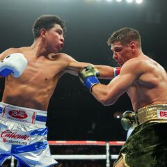 Jaime Munguía derrotó a Derevyanchenko por decisión unánime