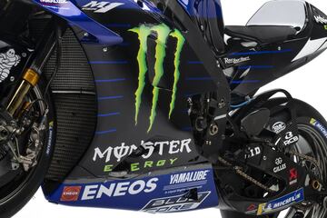 La escudería japonesa ha presentado la Yamaha YZR-M1 para la temporada 2021 con el piloto español Maverick Viñales y el francés Fabio Quartararo. Por primera vez desde el año 2013 no ha estadoel piloto italiano Valentino Rossi.