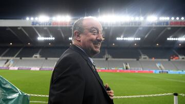 Ben¨ªtez, de la 'amenaza' a la felicidad: ya tiene lateral y 10