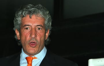 Pasó por clubes como Pachuca y Tecos pero nunca consiguió un título, por lo que mejor se retiró prematuramente y se dedicó a ser analista.