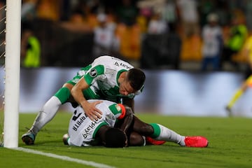 Nacional - Racing, ida de octavos de final de Copa Libertadores.