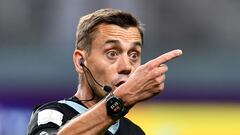 Who is the referee for Brazil vs South Korea in the World Cup 2022 round of 16 game?