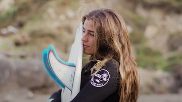 Ainara Aymat: una surfista única