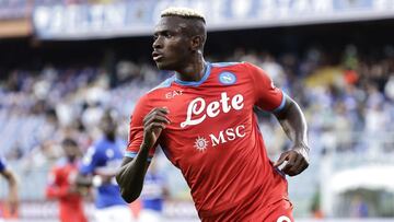 Soccer Football - Serie A - Sampdoria v Napoli - Stadio Comunale Luigi Ferraris, Genoa, Italy - September 23, 2021 Napoli&#039;s Victor Osimhen celebrates scoring their first goal REUTERS/Ciro De Luca