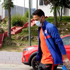 Así fue la llegada de Renan Lodi para pasar el test del Covid-19