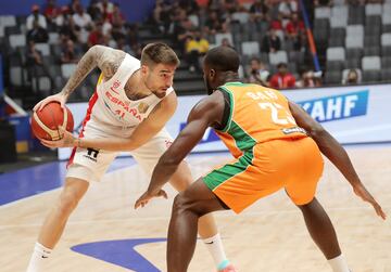 La selecci¨®n espa?ola de baloncesto vence en su debut en el Mundial ante Costa de Marfil.