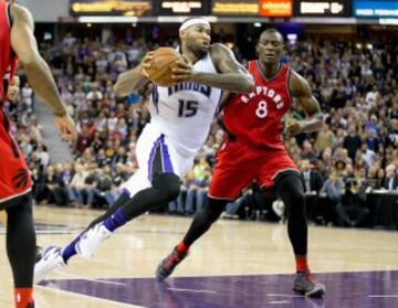 DeMarcus Cousins y Bismack Biyombo.