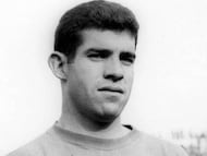 El mediocentro madrileño llegó al Real Oviedo en 1960 donde jugó una temporada, disputó 15 partidos y marcó 5 goles.