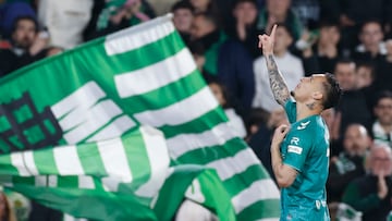 Antony celebra su gol ante la Real.