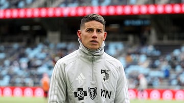 ST PAUL, MINNESOTA - FEBRUARY 28: James Rodr�guez #10 of Minnesota United looks on prior to the start of the match against FC Cincinnati at Allianz Field on February 28, 2026 in St Paul, Minnesota. David Berding/Getty Images/AFP (Photo by David Berding / GETTY IMAGES NORTH AMERICA / Getty Images via AFP)