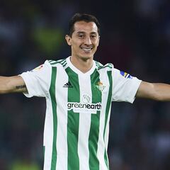 Guardado vería como un honor jugar con Ochoa en el Betis