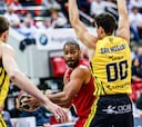 Zaragoza vence con 30 puntos de Gary Neal en la segunda parte