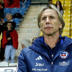 Gareca habla sobre Medel y sorprende al definir al futbolista chileno en una entrevista en Uruguay