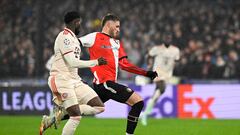 Lo tienen que ver todos en México: brutal doblete de Santiago Giménez al Bayern en la Champions