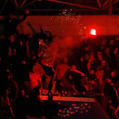 Multa a la Real por bengalas de sus aficionados en Lisboa