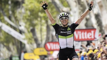 Edvald Boasson Hagen celebra su victoria en Salon de Provence.