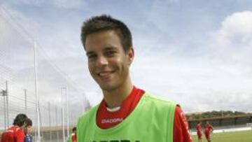 Azpilicueta: "El Valencia es un rival muy duro y hay que estar al 100 por 100"