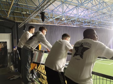 Kings League Queens League F¨²tbol Twitch Streamers Espect¨¢culo Kosmos Gerard Piqu¨¦