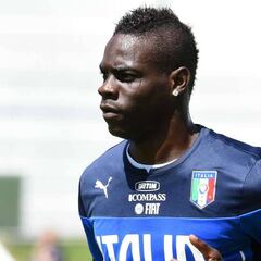 Mario Balotelli mostró su fanatismo por Boca
