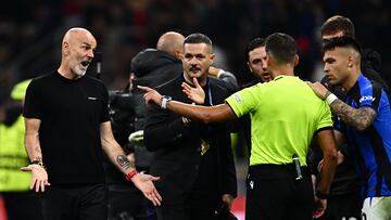 Pioli se queja de Gil Manzano