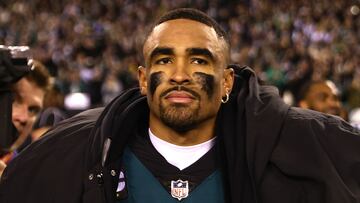 PHILADELPHIA, PENNSYLVANIA - JANUARY 29: Jalen Hurts #1 of the Philadelphia Eagles looks on after defeating the San Francisco 49ers to win in the NFC Championship Game at Lincoln Financial Field on January 29, 2023 in Philadelphia, Pennsylvania. Tim Nwachukwu/Getty Images/AFP (Photo by Tim Nwachukwu / GETTY IMAGES NORTH AMERICA / Getty Images via AFP)