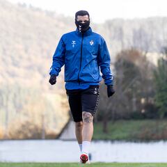 El Eibar vuelve a ejercitarse para amenizar la espera