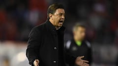 Gallardo le impidió a Martínez Quarta hablar del árbitro