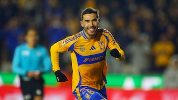 Tigres' midfielder #06 Juan Pablo Vigon celebrates scoring the team's third goal during the Liga MX Clausura football match between Tigres and Tijuana at the Universitario (UANL) Stadium in San Nicolas de los Garza, Nuevo Leon State, Mexico  on January 28, 2025. (Photo by Julio Cesar AGUILAR / AFP)