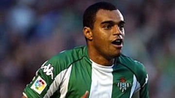 <b>HASTA 2010</b>. Denilson siempre ha mostrado estar muy a gusto en el Betis y en Sevilla.