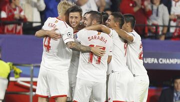 Jugadores del Sevilla en el duelo de Champions frente al Spartak.