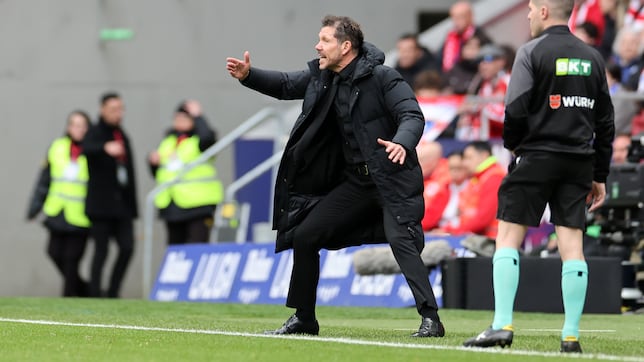 Simeone y la roja a Abqar: “Nada que comentar estando el VAR para decidir”