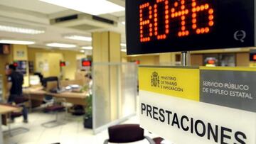 Los tres topes m¨¢ximos a tener en cuenta para cobrar el paro: ?cu¨¢les son y cu¨¢nto se cobra en cada uno?