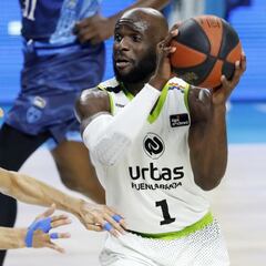 Urbas deja en la estacada al Fuenlabrada para irse al fútbol