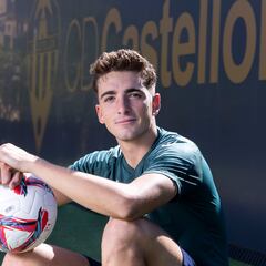 El futuro de Álex Calatrava se cocina a fuego lento