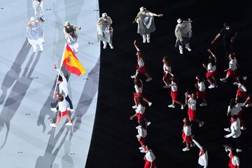 La delegación de España llegando a la ceremonia de inauguración