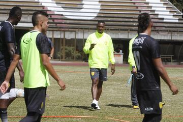 El exjugador de la Selección Colombia llega al FPC tras dirigir categorías infantiles del Atlético de Madrid.