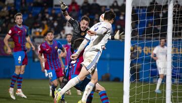 Latasa marca el 0-2 en el Barcelona B - Real Madrid Castilla.