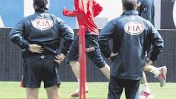 <b>ATENTO. </b>Murcia contempló las evoluciones del Niño. Su reaparición se aplaza ante el Mallorca.