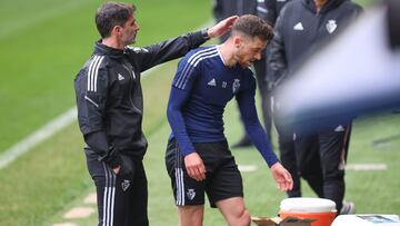 Barja, con molestias musculares, está pendiente de pruebas.