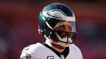 The Eagles will have to play the rest of the game against Commanders with Kenny Pickett after Hurts injury.