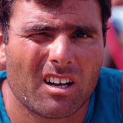 Miki Dora: referente, estafador, nazi y confundido con un etarra