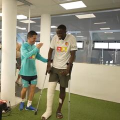 Diakhaby: “La operación ha sido un éxito, espero volver lo antes posible”