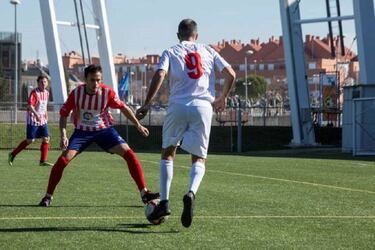 El Atleti golea al Real Madrid en el Derbi de las Redacciones