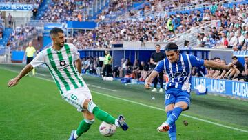 Guido Rodríguez, ante el Alavés.