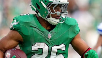 Philadelphia Eagles running back Saquon Barkley is on pace to beat the NFL’s single-season rushing record before the season ends, but he will probably rest against the Giants.