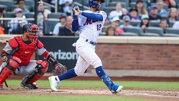 New York Mets shortstop Francisco Lindor hits an RBI single in the first inning against the Washington Nationals at Citi Field.