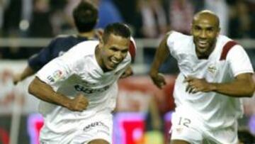 <b>BIENVENIDOS. </b>El equipo recuperará el domingo la pegada de Luis Fabiano y Kanouté.