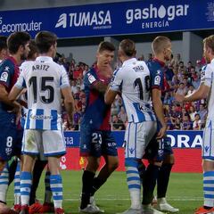 La increíble cachetada que le costó la roja a Theo Hernández